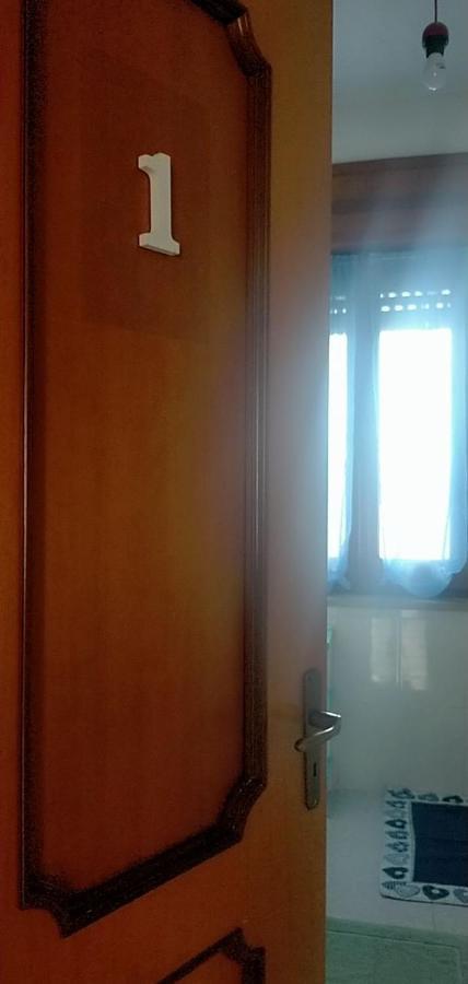 Kiki Beb Carbonia Dış mekan fotoğraf